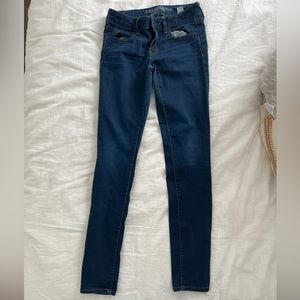 American Eagle Outfitters dark wash skinny jeans